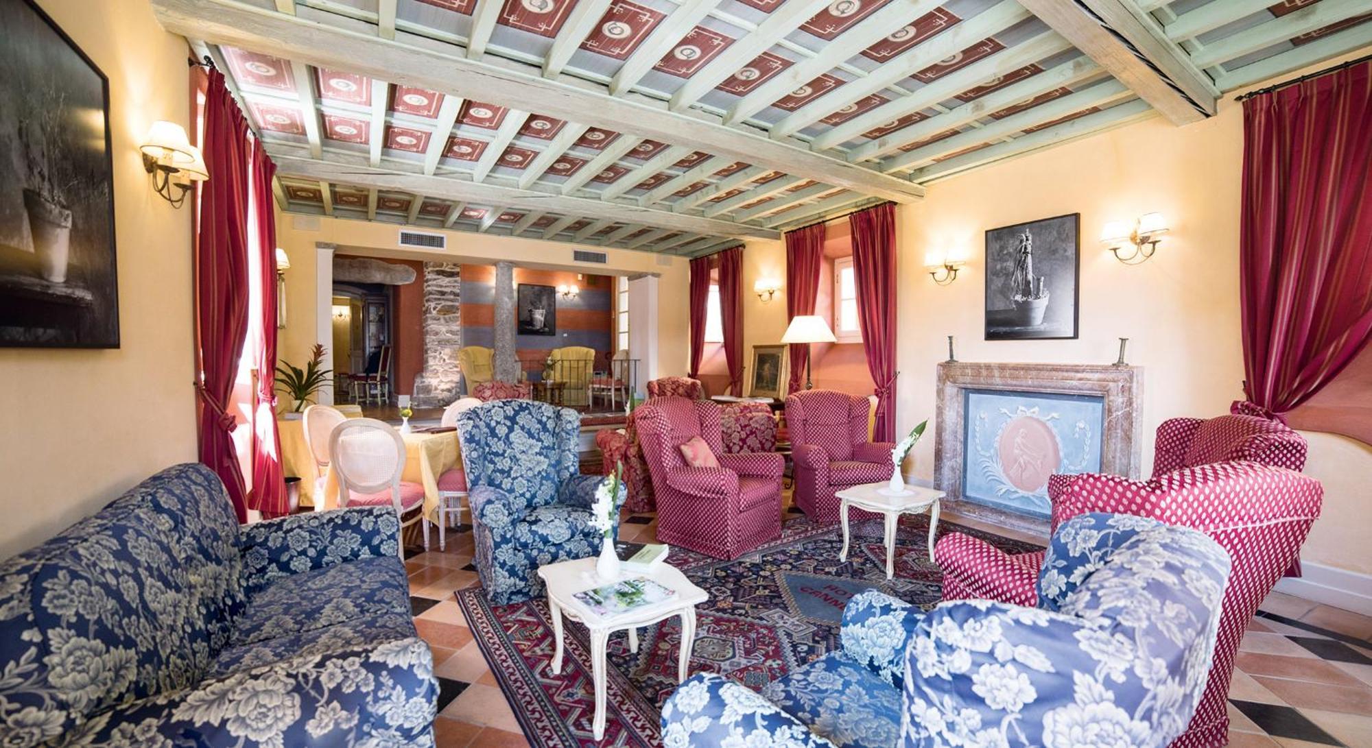 Aparthotel Residenza Dei Fiori Cannero Riviera Exterior foto