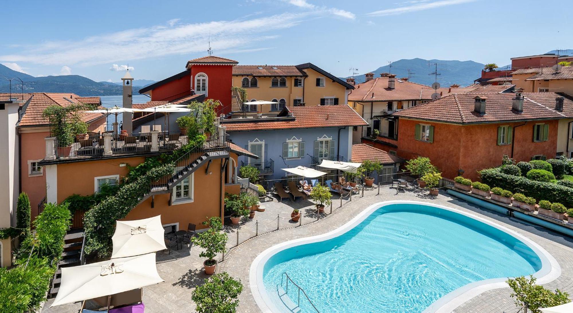 Aparthotel Residenza Dei Fiori Cannero Riviera Exterior foto