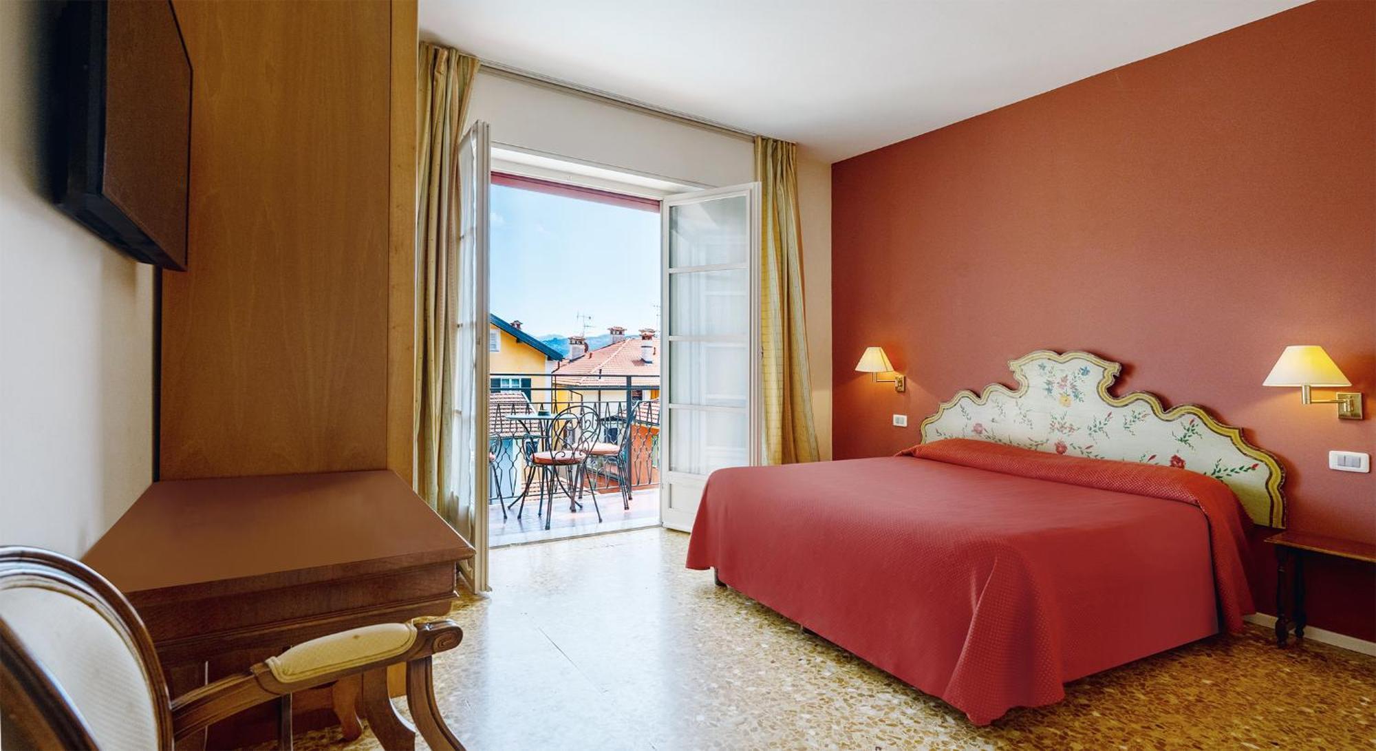 Aparthotel Residenza Dei Fiori Cannero Riviera Exterior foto