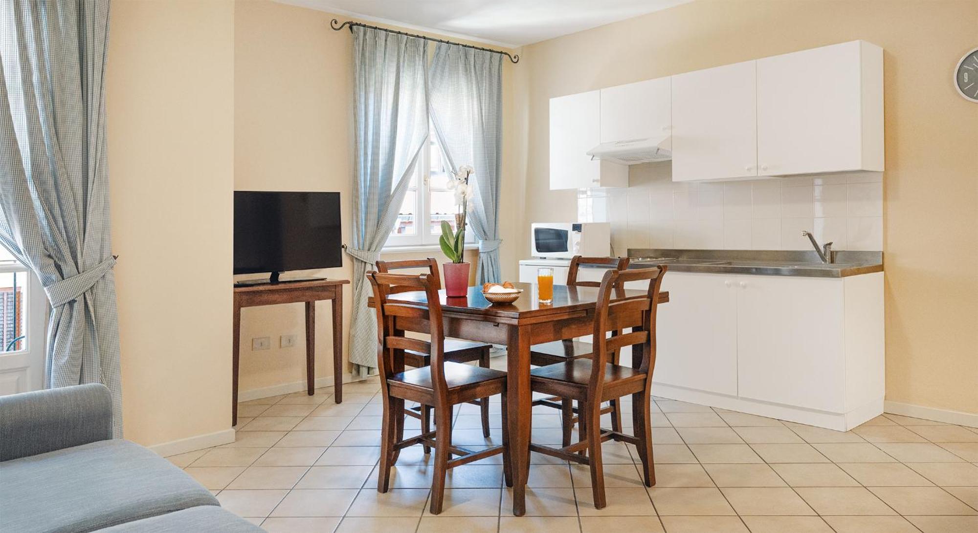 Aparthotel Residenza Dei Fiori Cannero Riviera Exterior foto