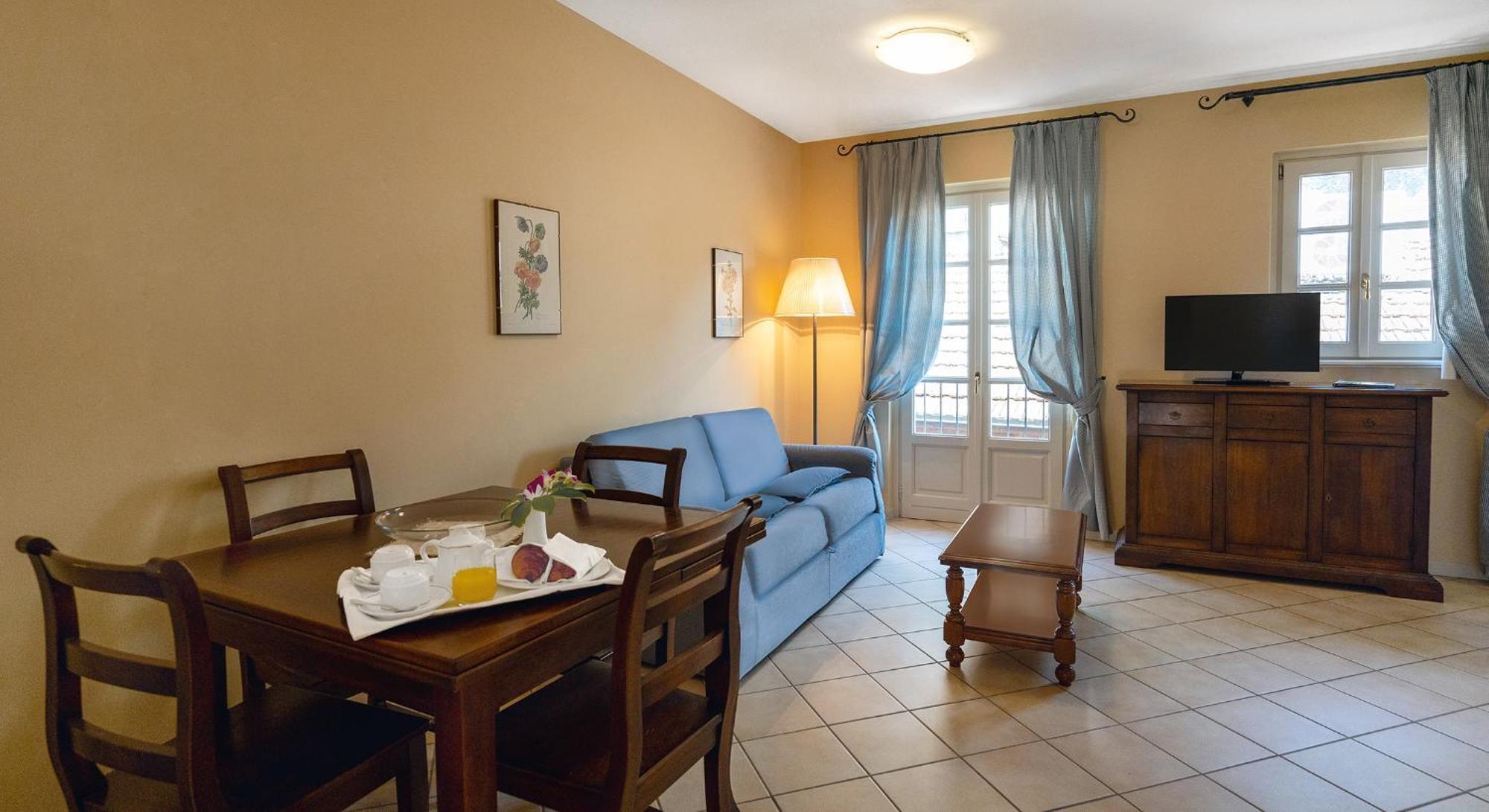 Aparthotel Residenza Dei Fiori Cannero Riviera Exterior foto