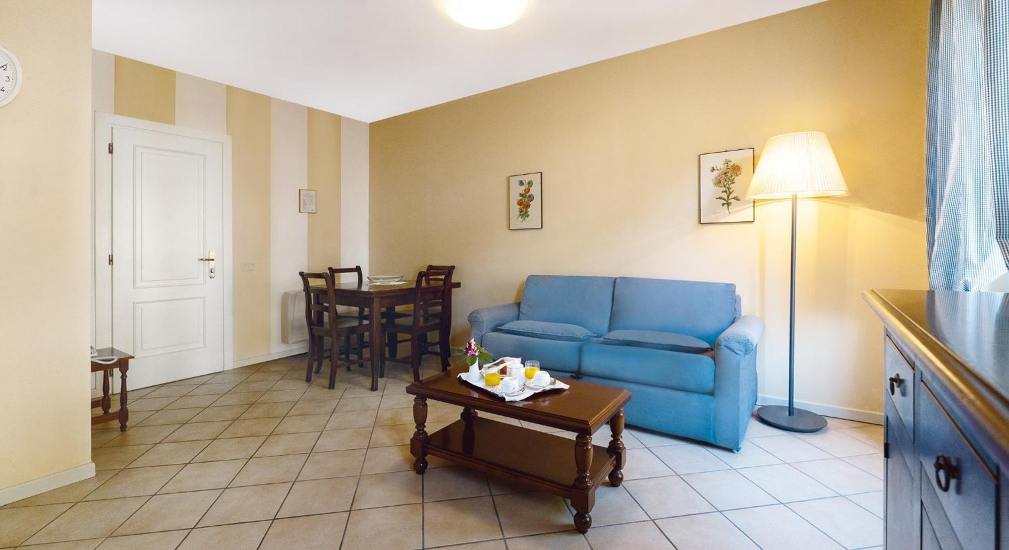 Aparthotel Residenza Dei Fiori Cannero Riviera Exterior foto