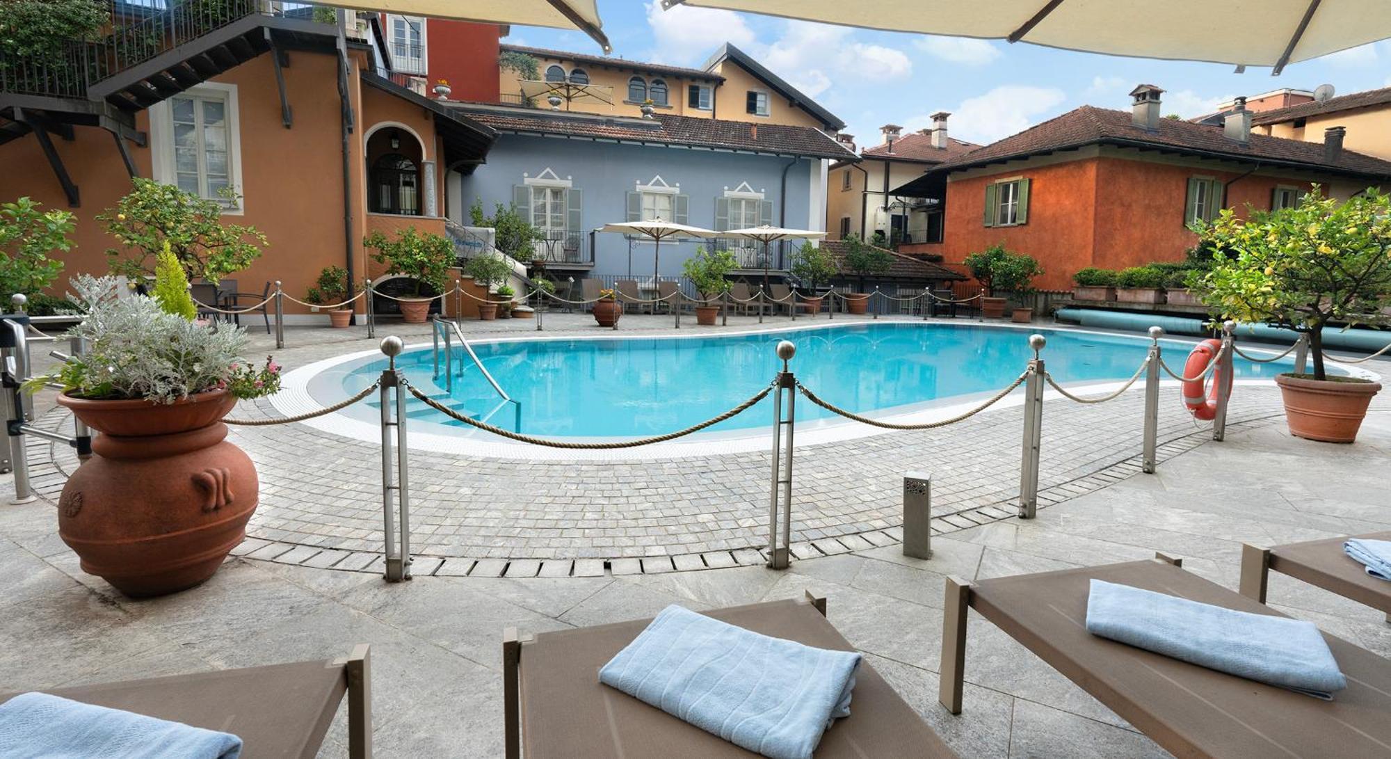 Aparthotel Residenza Dei Fiori Cannero Riviera Exterior foto